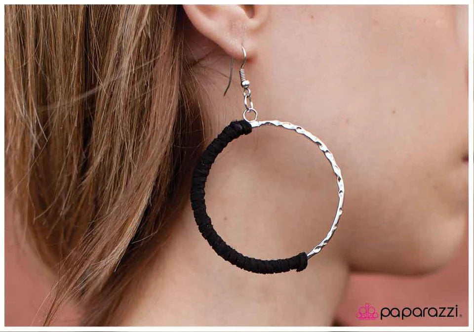 Pendiente Paparazzi ~ Mantenlo en secreto - Negro