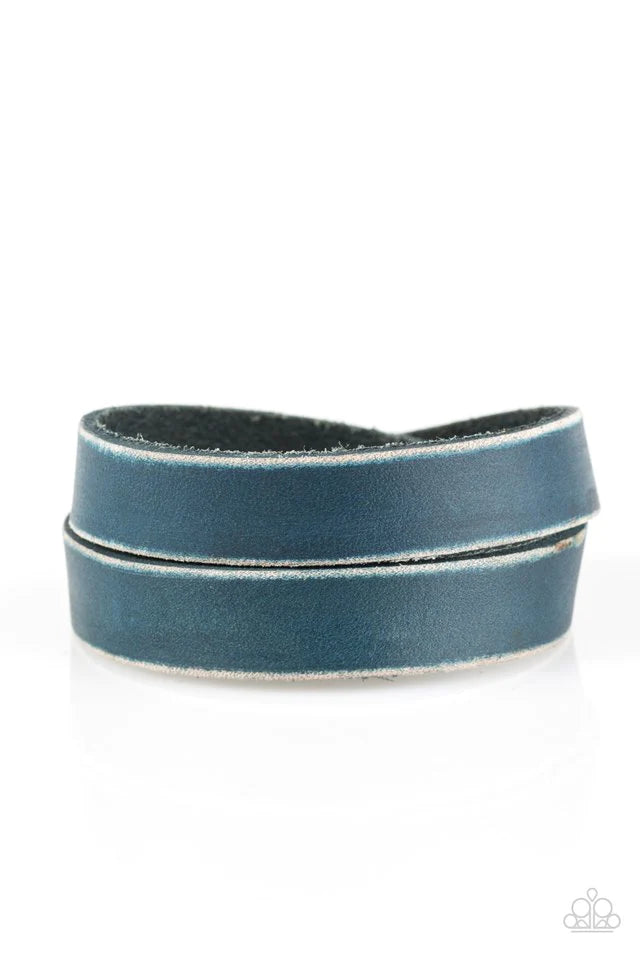 Pulsera Paparazzi ~ Resistente como el cuero - Azul