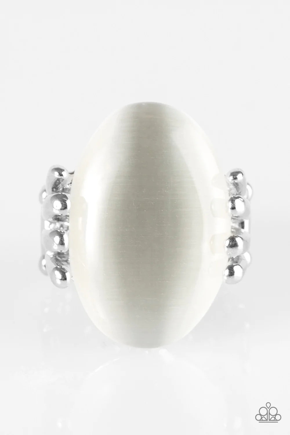 Paparazzi Ring ~ All Will Be SHINE! - White