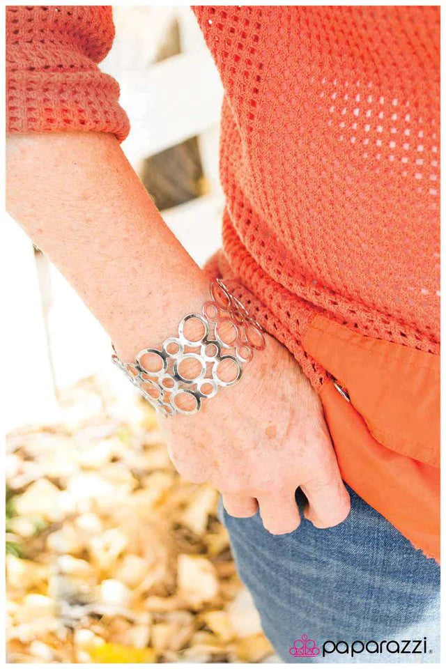 Paparazzi Bracelet ~ Circle Back Around - Silver