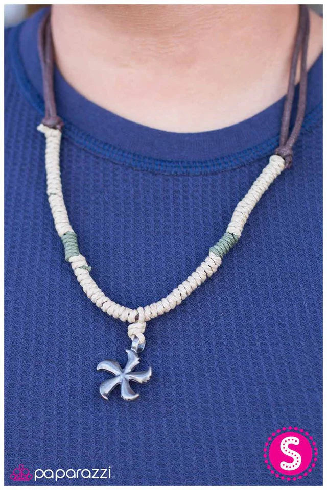 Collar Paparazzi ~ ¡Envuélvelo! - Marrón