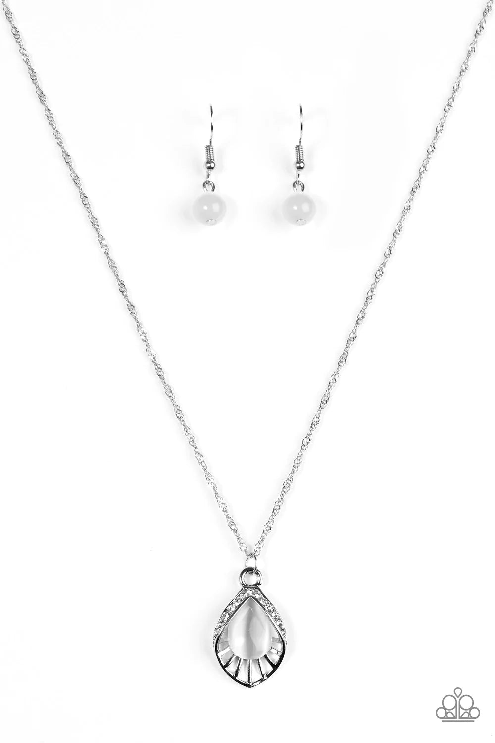 Paparazzi Necklace ~ Cherished Treasure - White