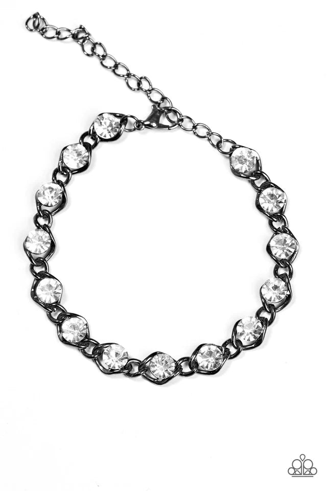 Pulsera Paparazzi ~ Last GLAM Standing - Negra