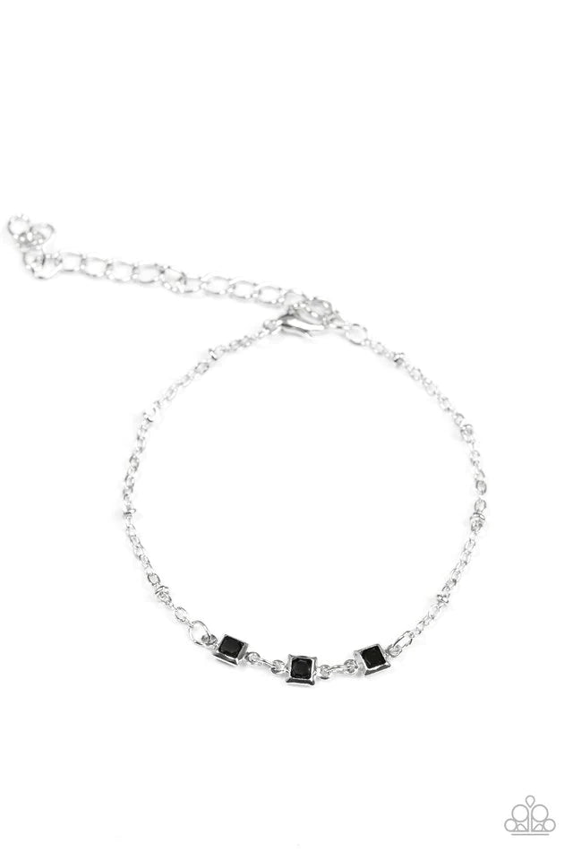 Pulsera Paparazzi ~ Todo lo que tengo que hacer es BRILLAR - Negro