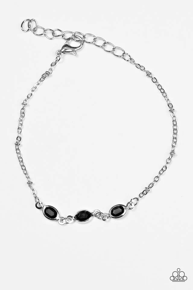 Paparazzi Bracelet ~ Center Stage Chic - Black