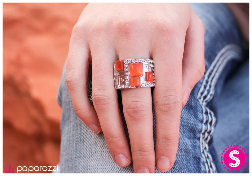 Anillo Paparazzi ~ Perfección primitiva - Naranja
