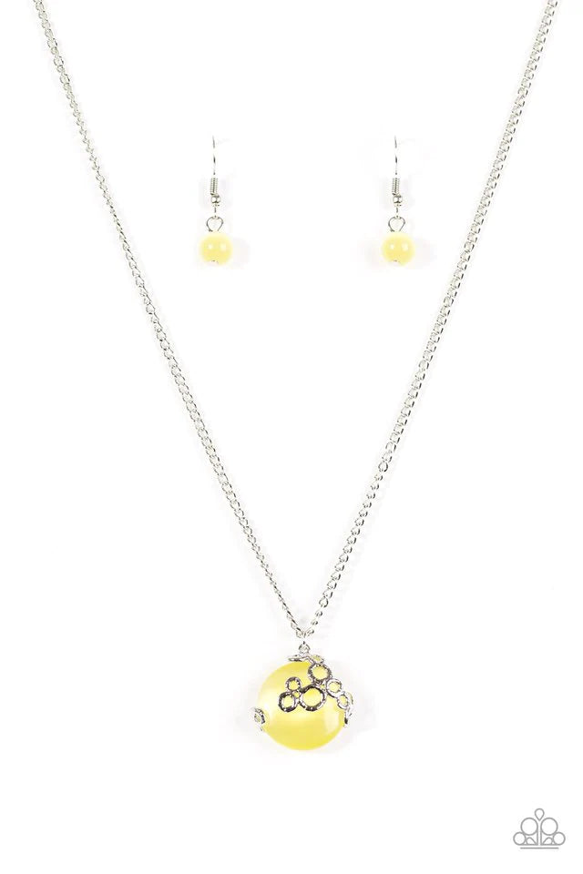 Collar Paparazzi ~ Bubbles Over - Amarillo