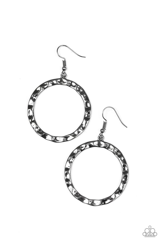 Paparazzi Earring ~ Hammer Time - Black