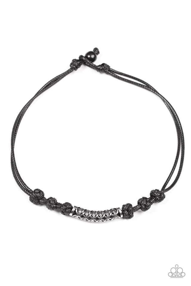 Collar Paparazzi ~ Jungle Rover - Negro