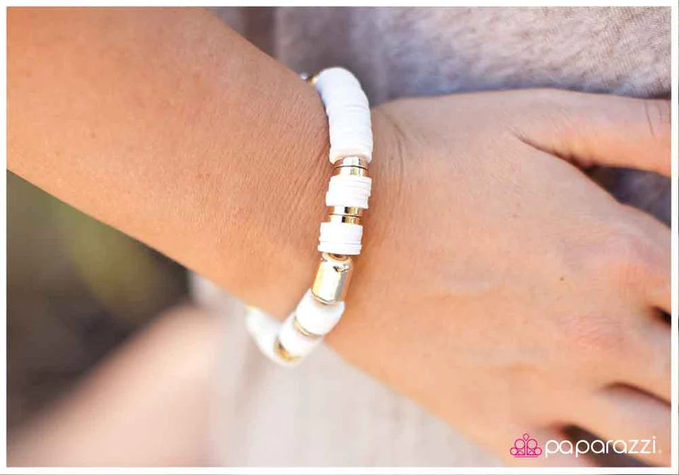 Paparazzi Bracelet ~ A New DISCovery - White