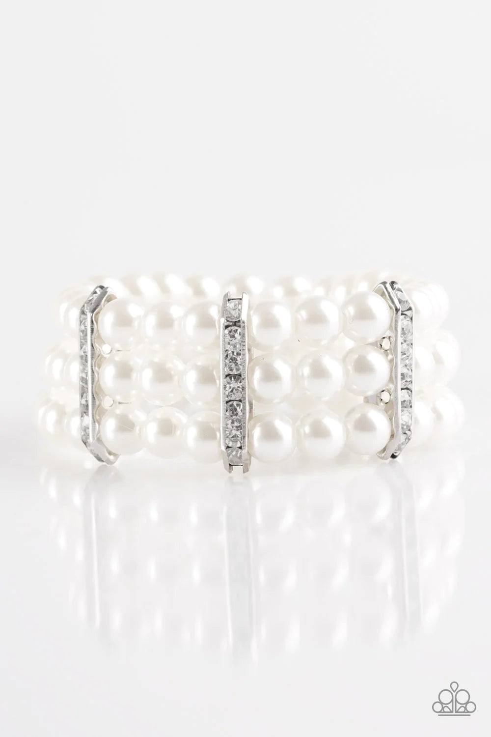 Pulsera Paparazzi ~ Muestra tu lado glamuroso - Blanco