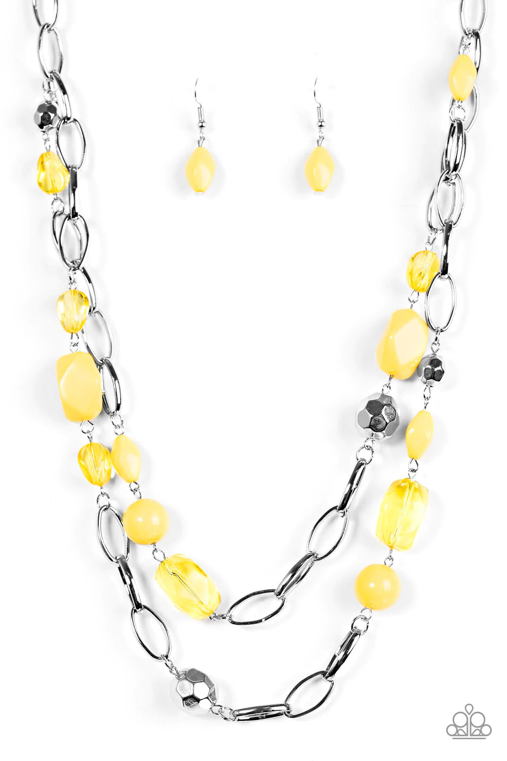 Collar Paparazzi ~ GLEAM Weaver - Amarillo