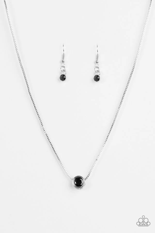 Paparazzi Necklace ~ Expert Shimmer - Black