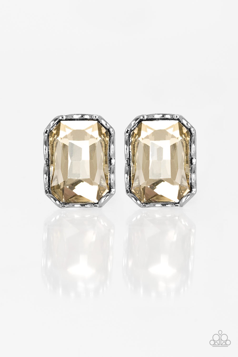 Paparazzi Earring ~ A Glamorous Evening - Brown