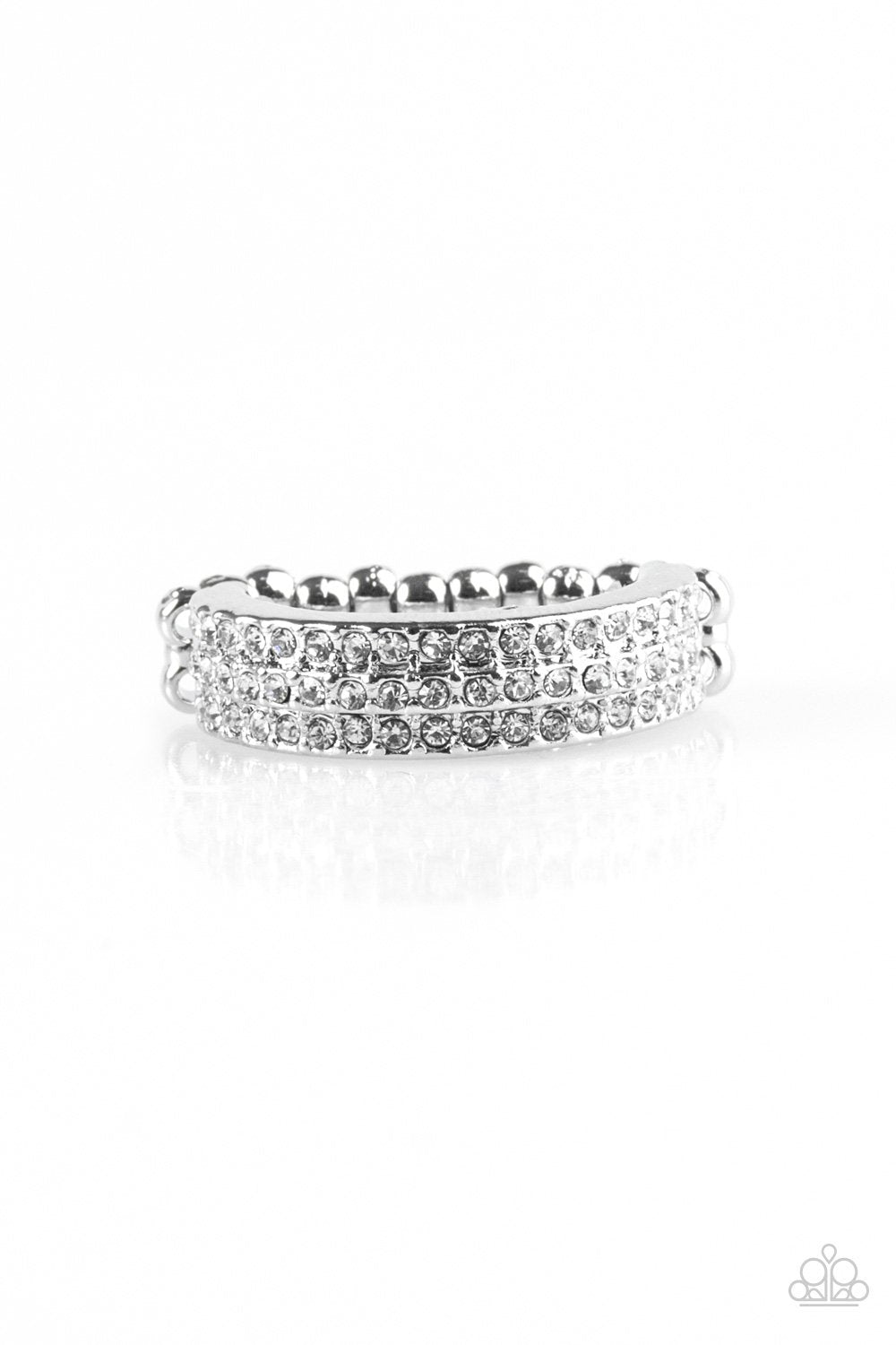 Paparazzi Ring ~ Turn The Other CHIC - Silver