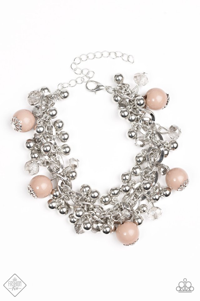 Pulsera Paparazzi ~ Pretty In Posh - Marrón