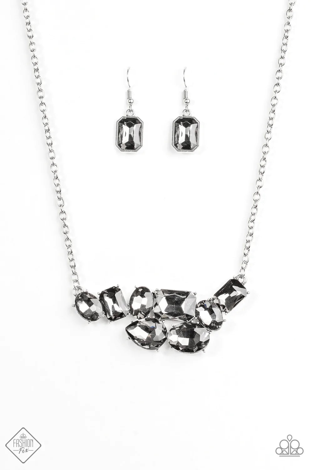 Collar Paparazzi ~ Urban Dynasty - Plata
