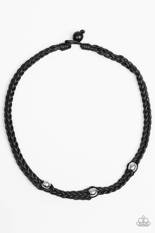 Collar Paparazzi ~ Mountain Mogul - Negro