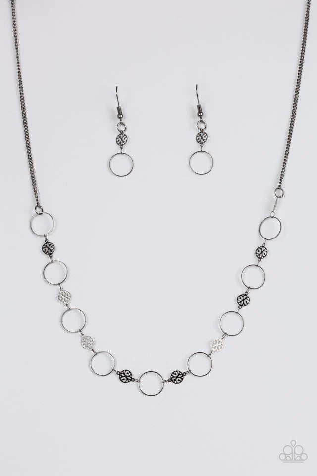 Paparazzi Necklace ~ Demurely Dainty - Black
