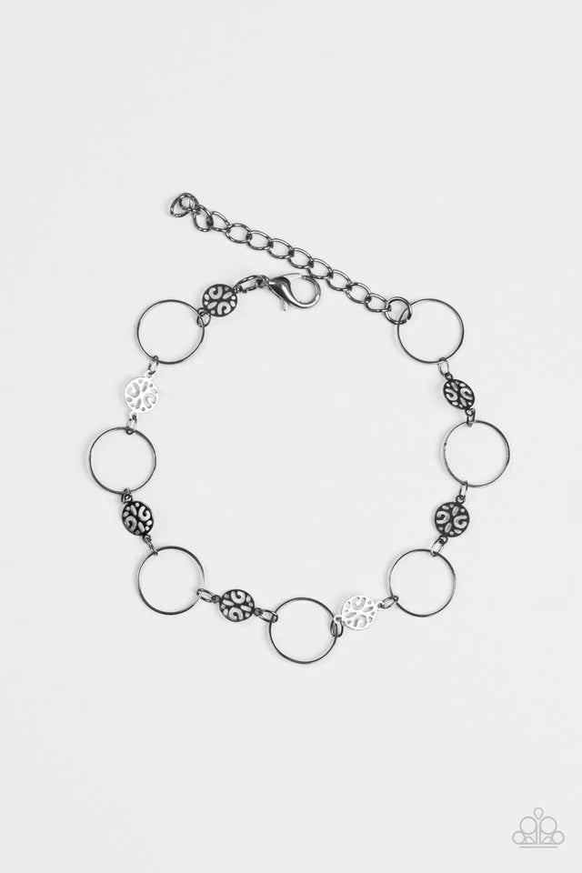 Paparazzi Bracelet ~ Dainty Delicacy - Black