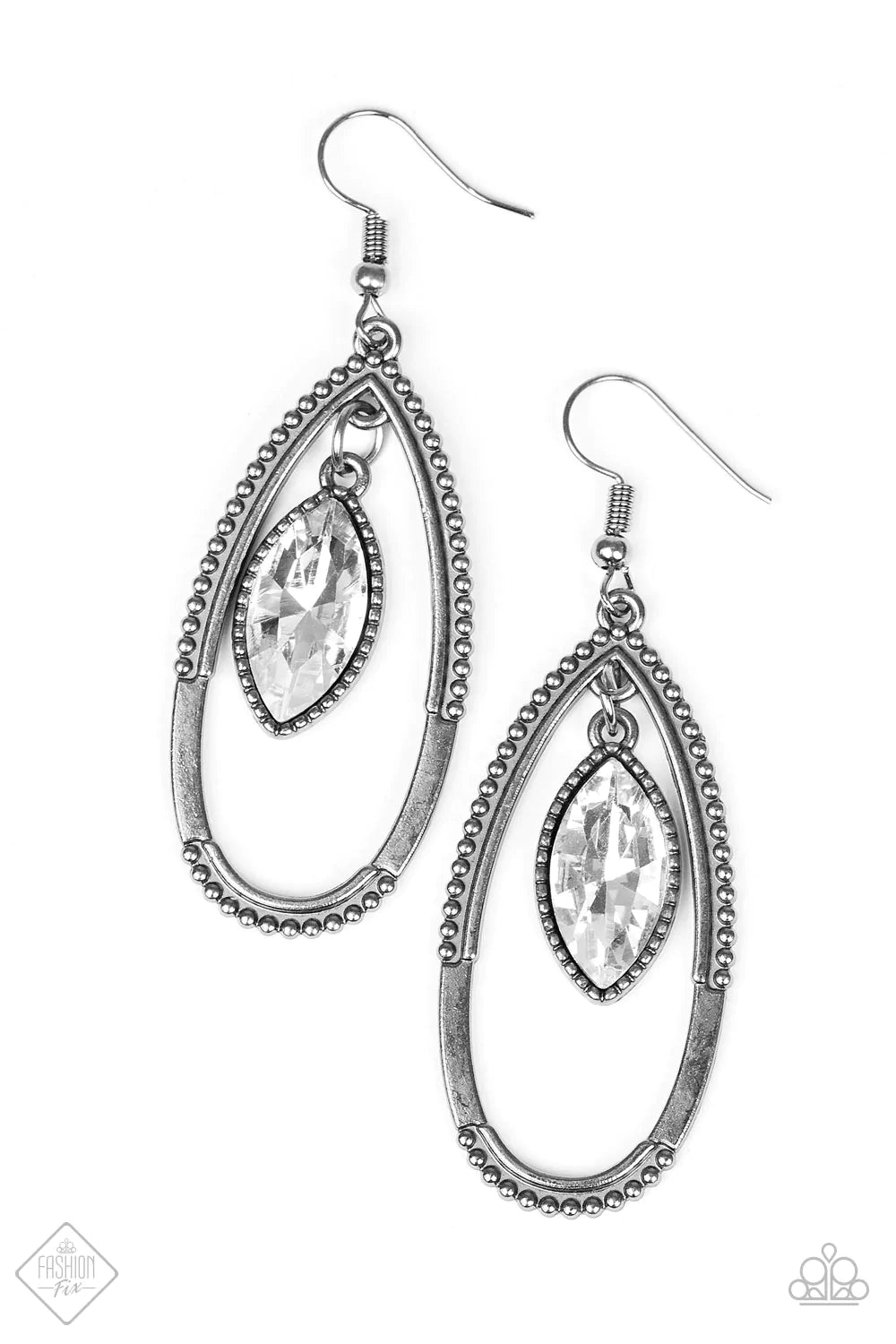 Paparazzi Earring ~ Top Rank - Black