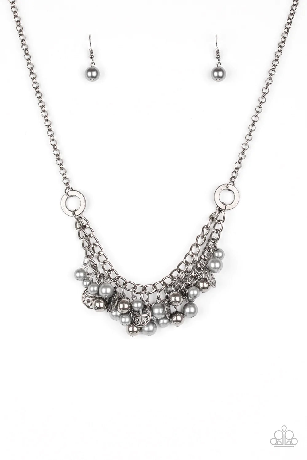 Collar Paparazzi ~ Glamour de Cenicienta - Negro