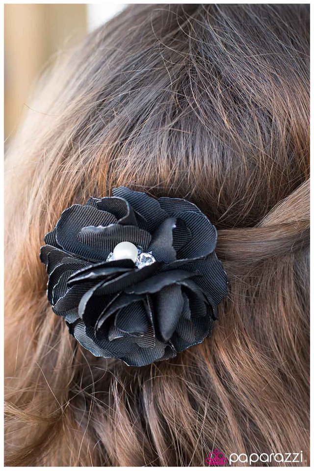Paparazzi Hair Accessories ~ Compare and Contrast - Black