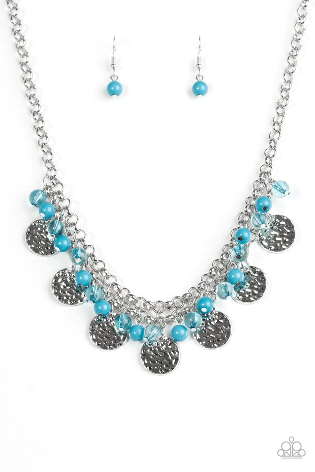 Collar Paparazzi ~ Chica frente a la playa - Azul