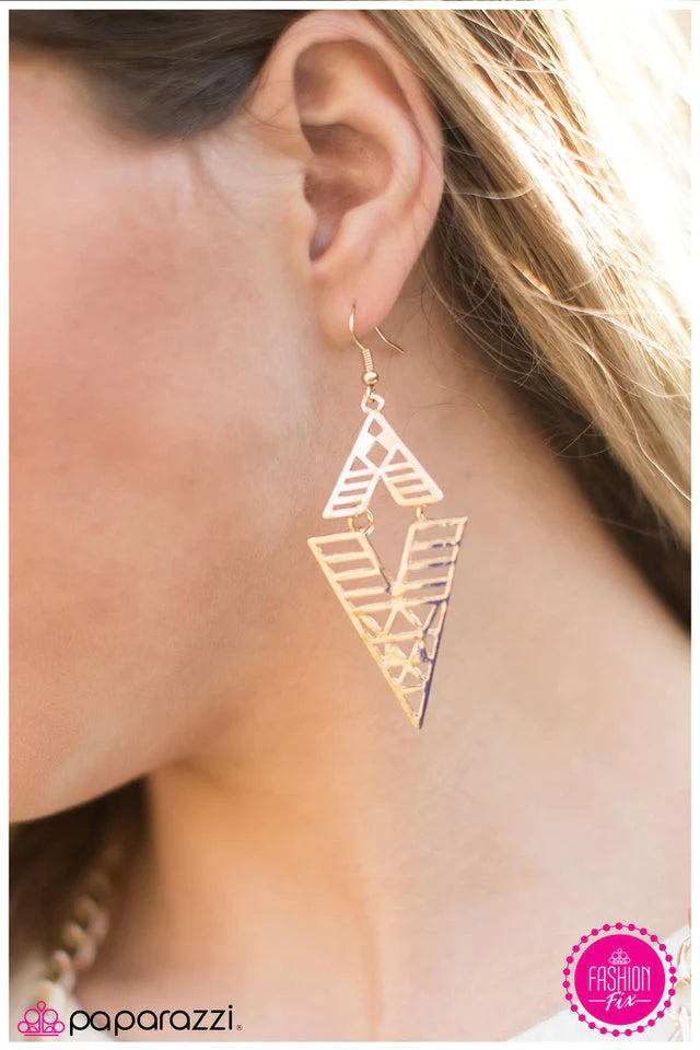 Paparazzi Earring ~ Walk Like An Egyptian - Gold