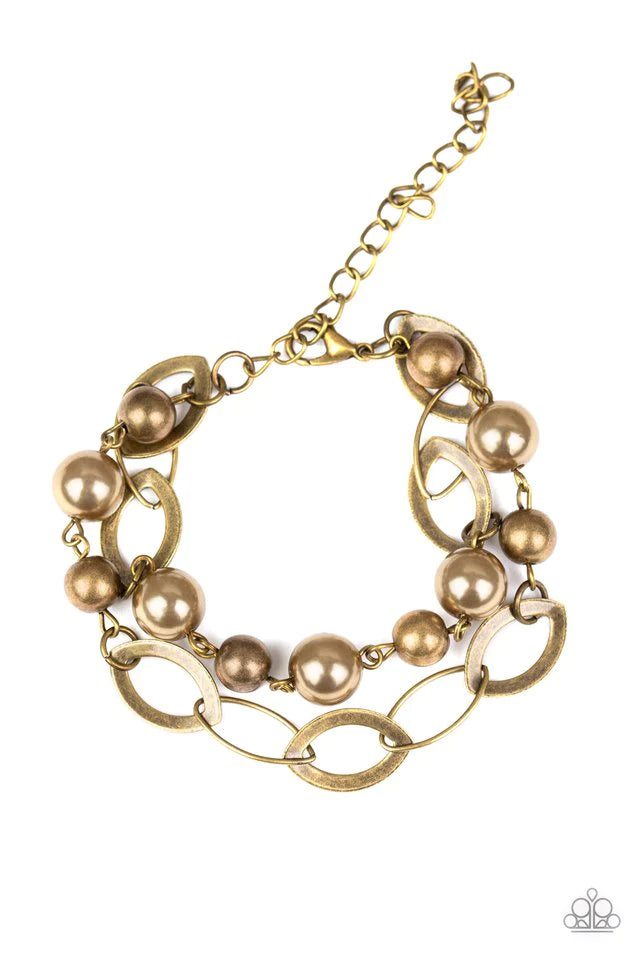 Paparazzi Bracelet ~ Winner Glimmer - Brass