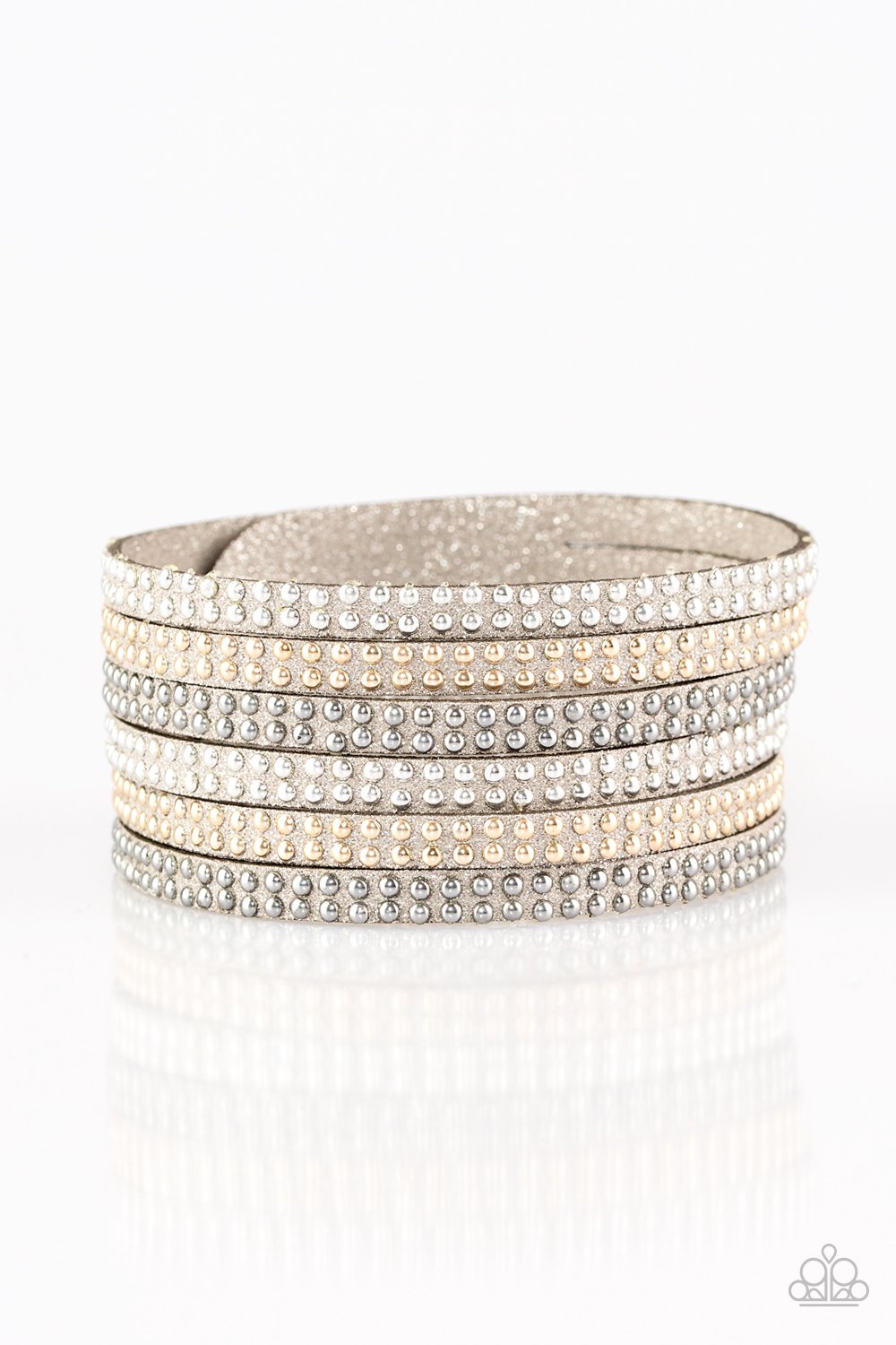 Pulsera Paparazzi ~ Combatir el fuego con fuego - Plata