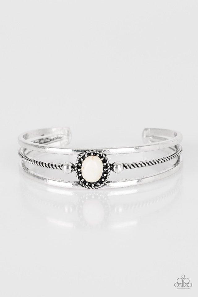 Pulsera Paparazzi ~ Borderline Borderland - Blanco