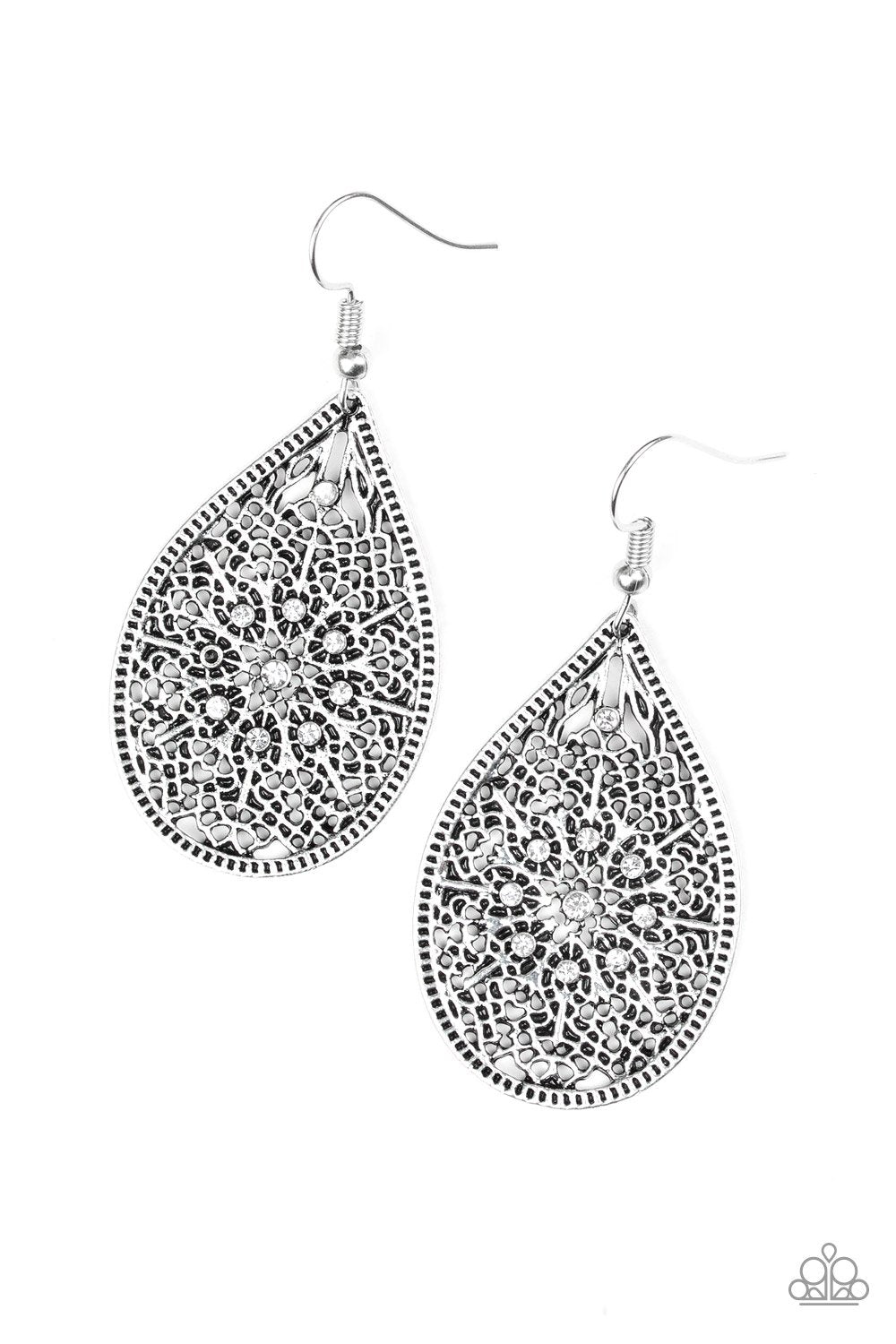 Paparazzi Earring ~ Dinner Party Posh - White