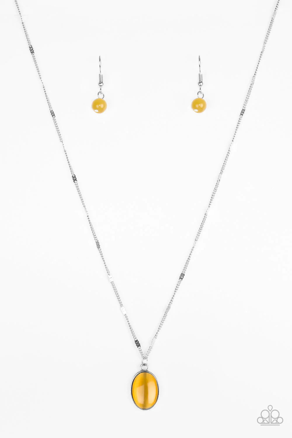 Collar Paparazzi ~ Verano fresco - Amarillo