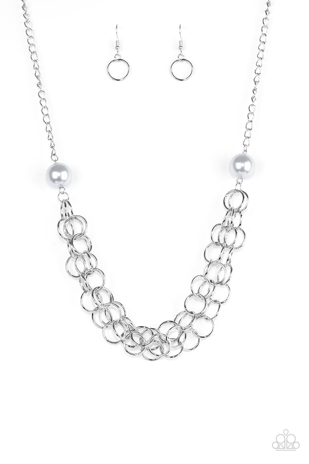 Collar Paparazzi ~ Diva atrevida - Plata