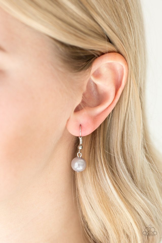 One-WOMAN Show - Silver - Paparazzi Necklace Image