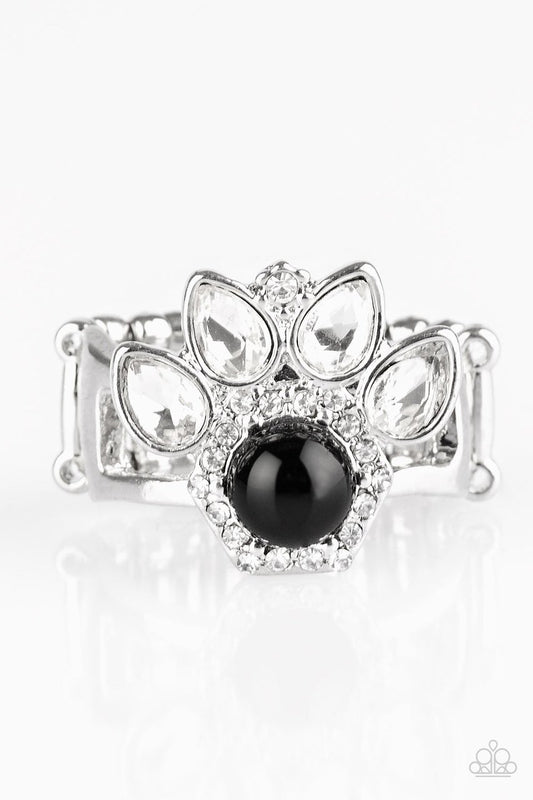 Paparazzi Ring ~ Crown Coronation - Black