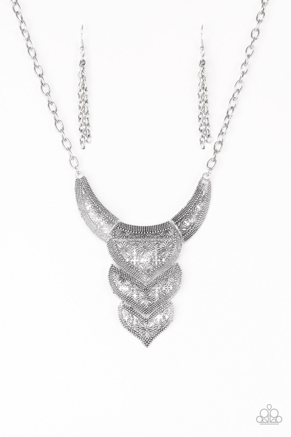 Paparazzi Necklace ~ Texas Temptress - Silver