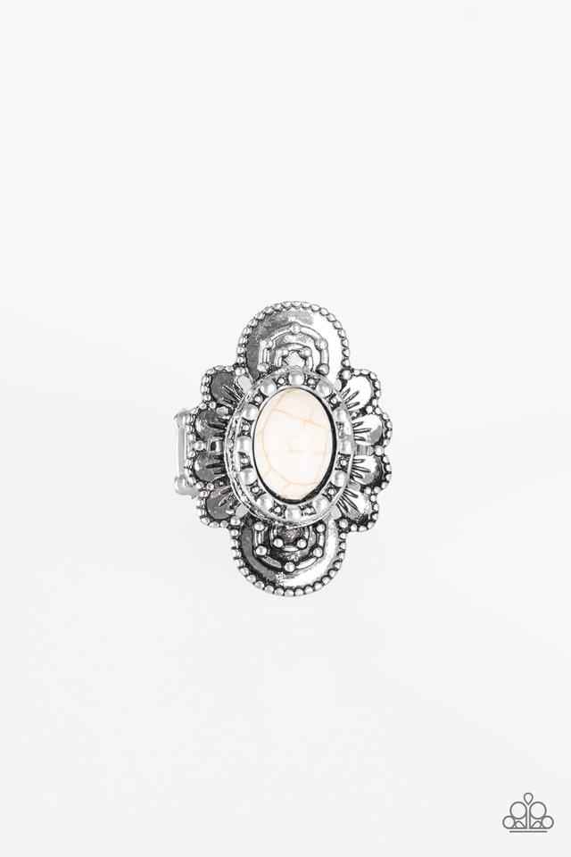 Paparazzi Ring ~ Basic Element - White