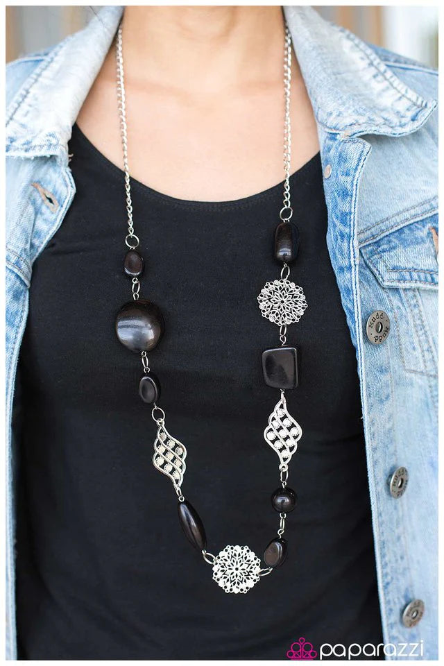 Collar Paparazzi ~ Déjame explicarlo - Negro