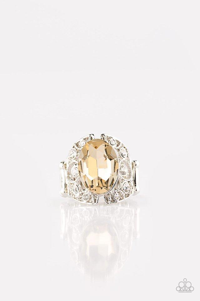 Anillo Paparazzi ~ Reina del ajetreo - Marrón