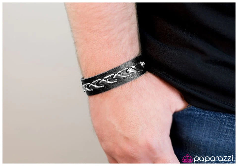 Paparazzi Bracelet ~ Keep On Trekking - Black