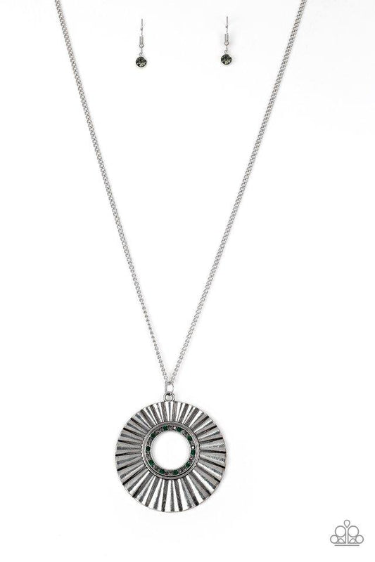 Paparazzi Necklace ~ Chicly Centered - Multi