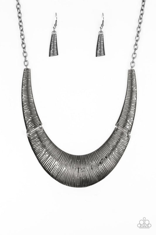 Feast or Famine - Black - Paparazzi Necklace Image