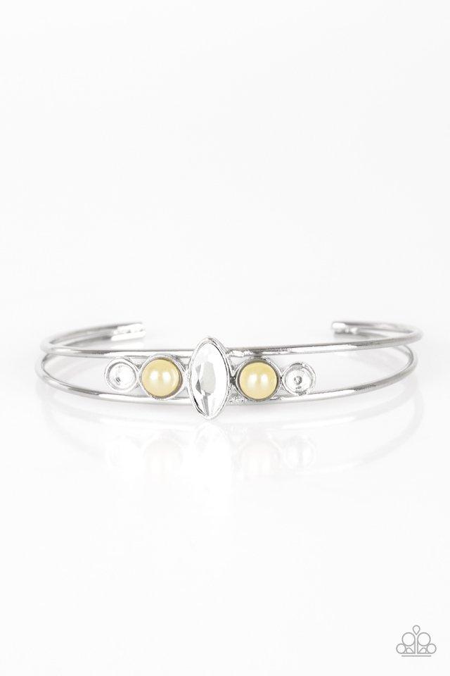 Pulsera Paparazzi ~ Invitado de un invitado - Amarillo