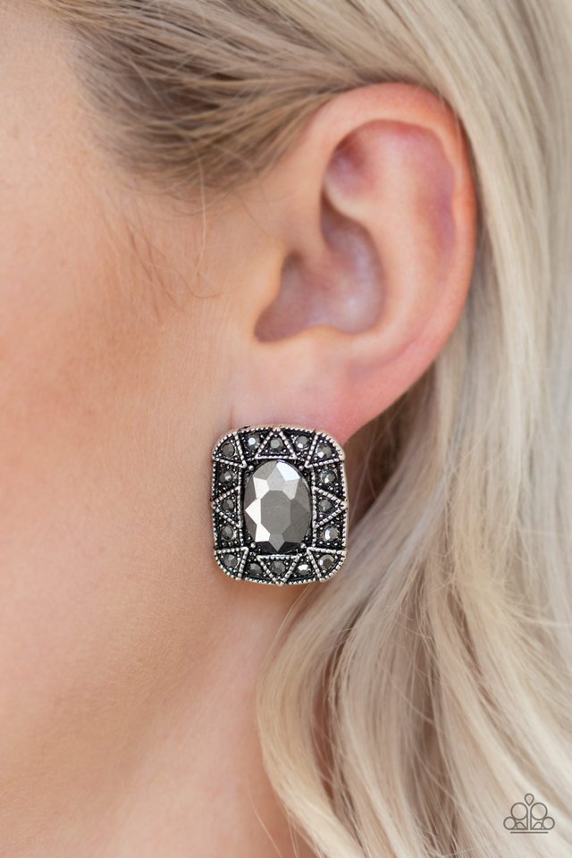 Paparazzi sales post earrings