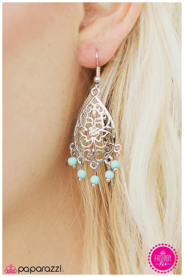 Paparazzi Earring ~ Play It By Ear - Green