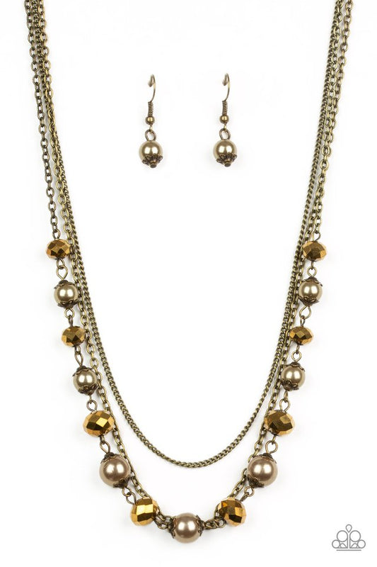 Tour de Demure - Brass - Paparazzi Necklace Image