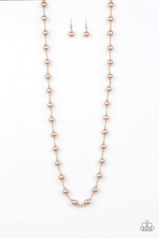 Collar Paparazzi ~ Entre bastidores - Marrón