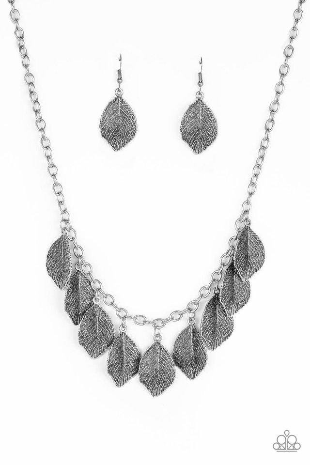Paparazzi Necklace ~ A True Be-LEAF-er - Silver